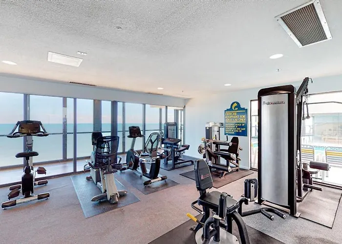 Incredible Waterfront With Furnished Balcony Views Pools & Gym Сasa de vacaciones *
